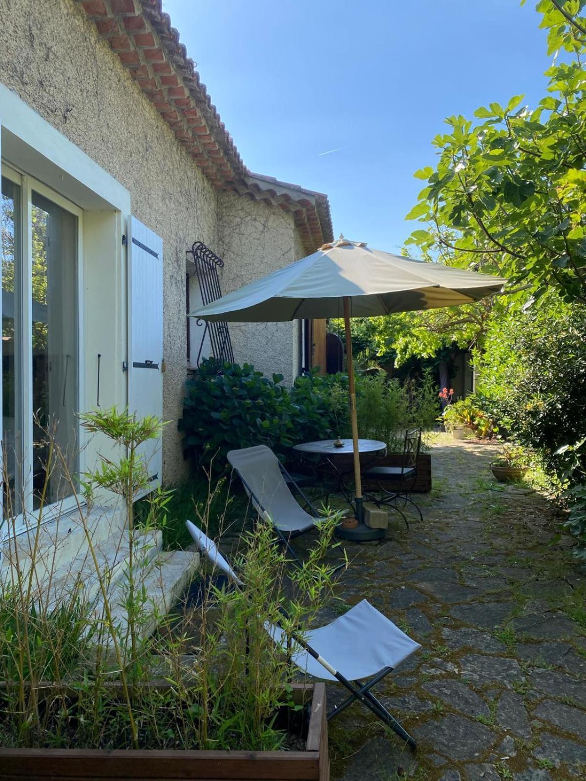 Villa Roka Six-Fours-les-Plages Exteriör bild
