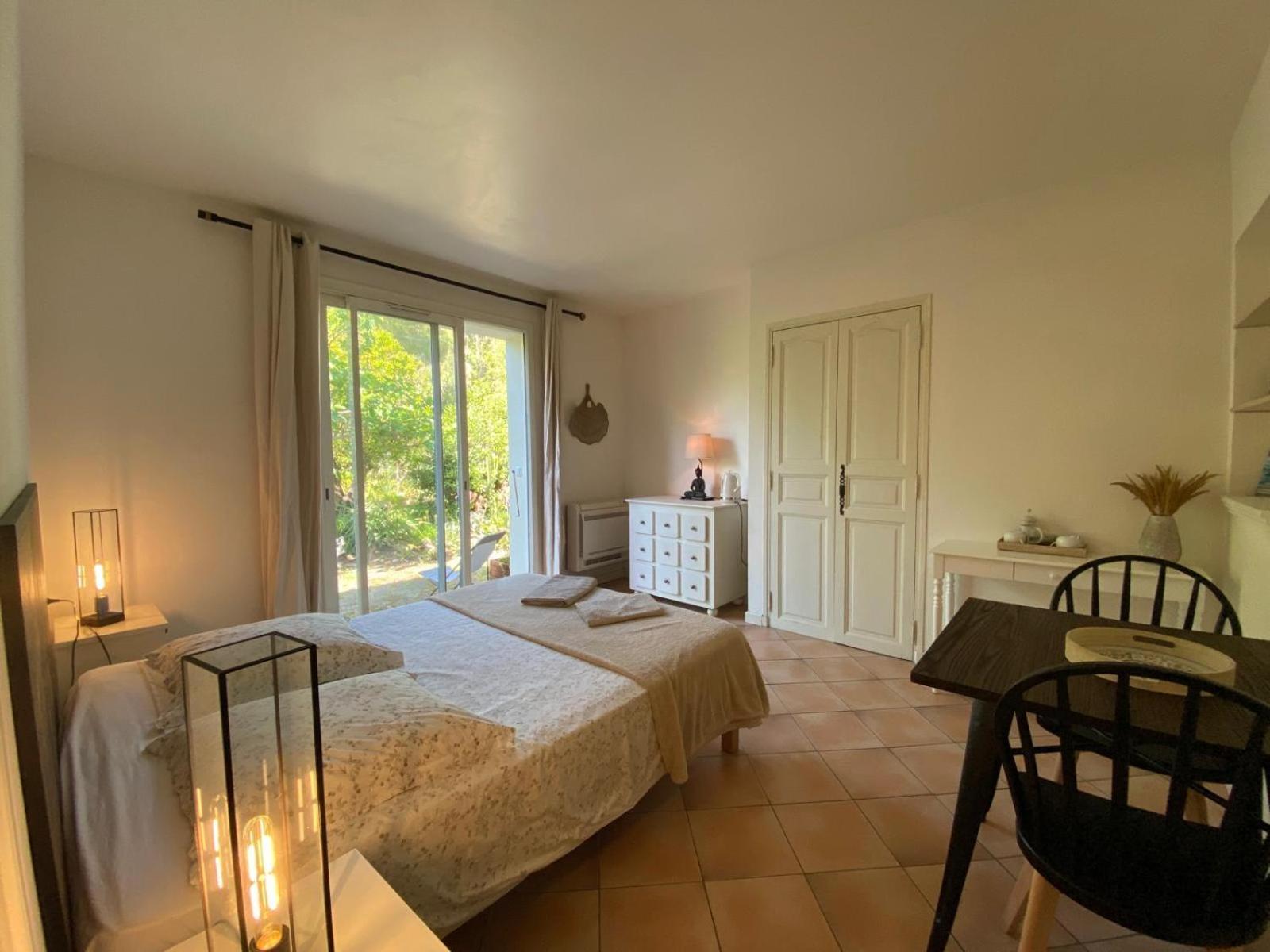 Villa Roka Six-Fours-les-Plages Exteriör bild